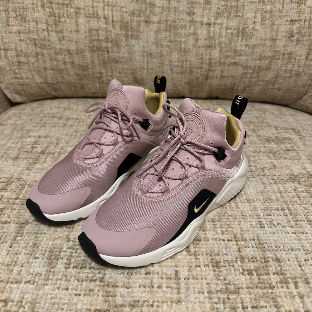 Nike Huarache Run Ultra Trainers Sneakers